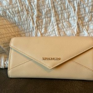 Women Valentino, Mario, wallet good quality never used
